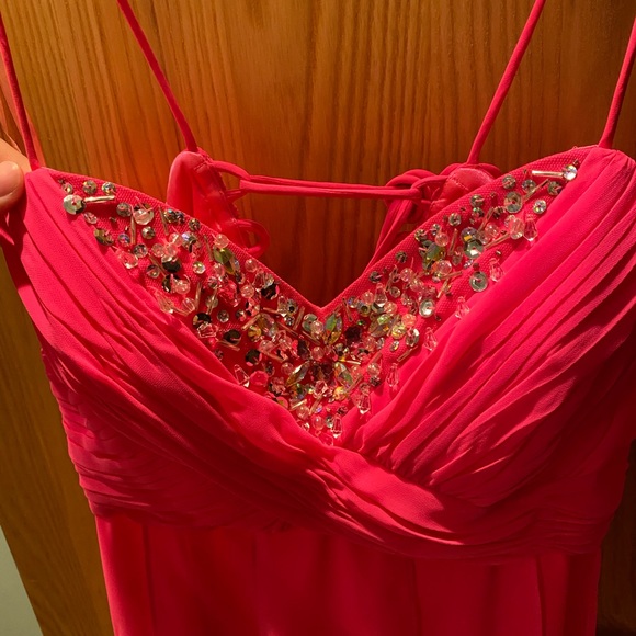 Short spaghetti strap prom dress - Picture 2 of 4